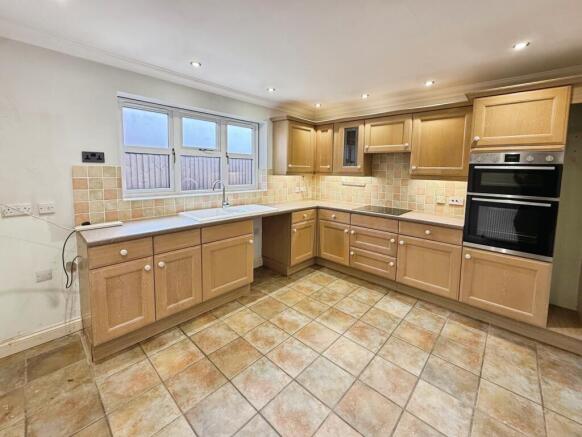 Kitchen/Breakfast Ro