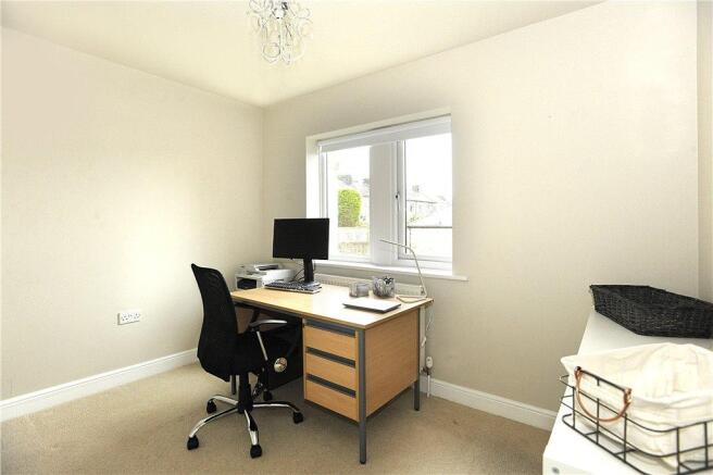 Bedroom 4  / Study