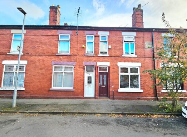 3-bed terraced on Norburn Road, Longishgt, Manchester, M13, £275,000