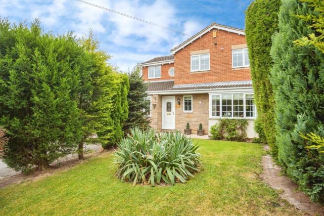 4 bed Detached for sale Image 6