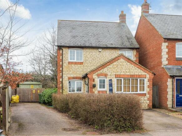 33a High St, Silverstone