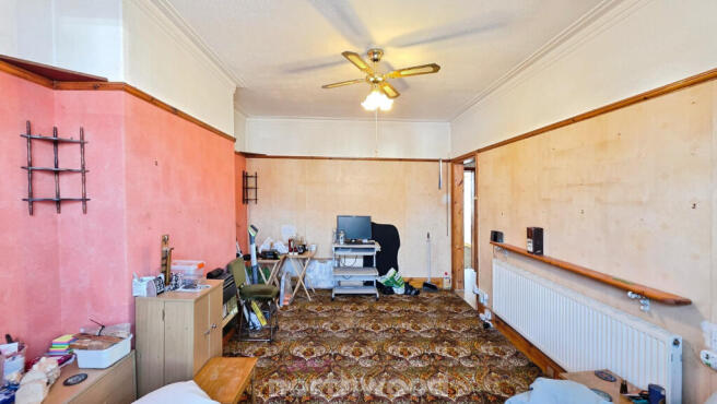 3 bed Terraced for sale Image 5