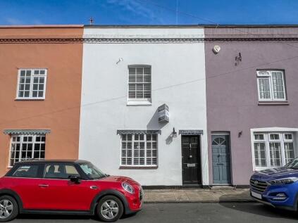Bell Road, East Molesey, KT8