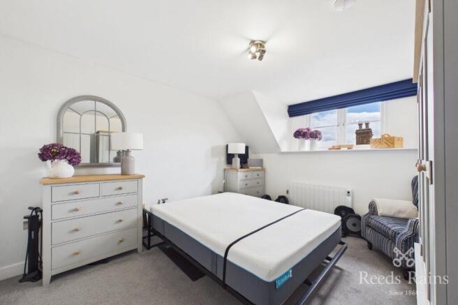2 bed Apartment for sale Image 6