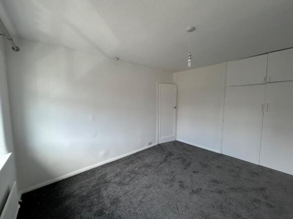 3 bed Semi-Detached to rent Image 11