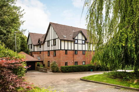 Campions Court, Berkhamsted, Hertfordshire HP4