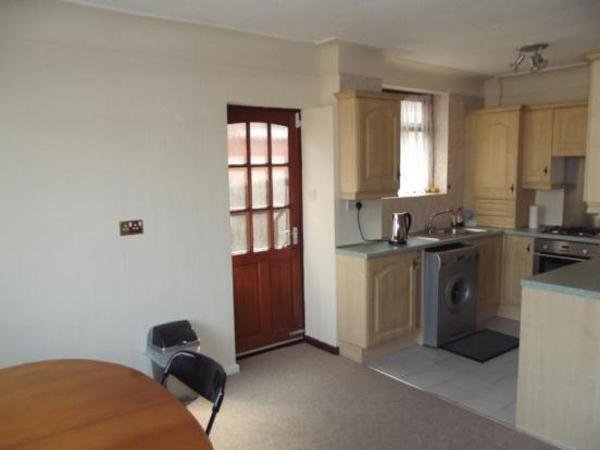 Diner/Kitchen