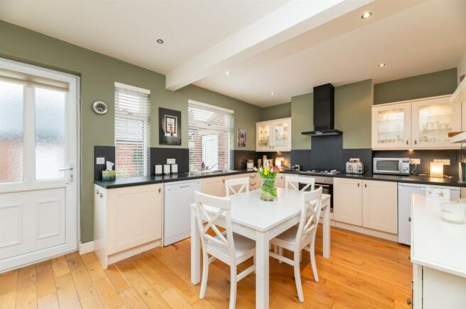 Dining Kitchen