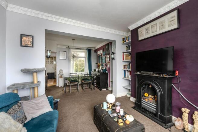 Lounge/Dining room