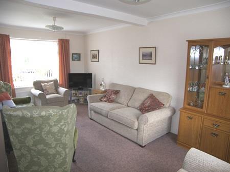LOUNGE (FULL DEPTH)