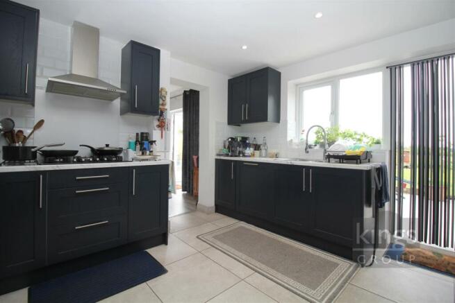 Kitchen one.jpg