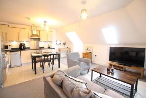 7, Jaratt Court, Brighton Road, Horsham RH13 5QX
