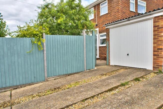 Garage.