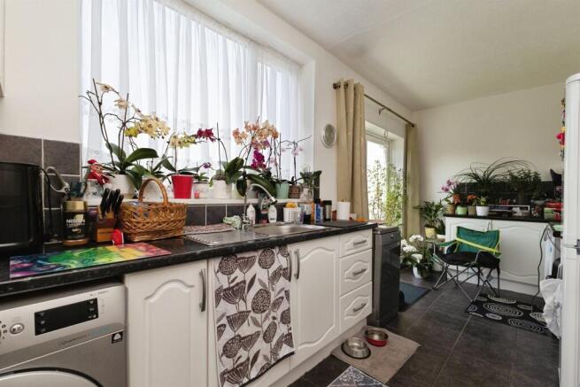 2 bed End of Terrace for sale Image 8