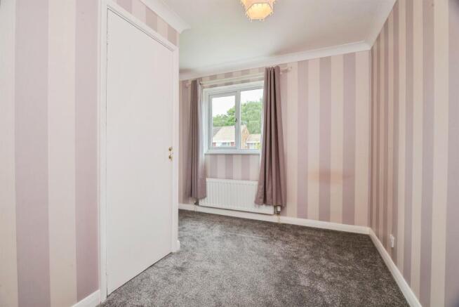 4 bed Detached for sale Image 12
