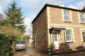 1, Magazine Cottages, Old Manor Lane, Guildford GU4 8NE