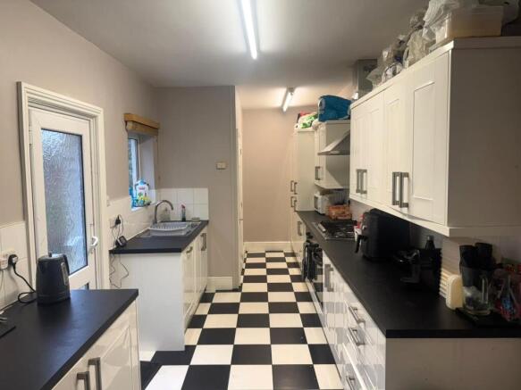 1 bed Not Specified to rent Image 6