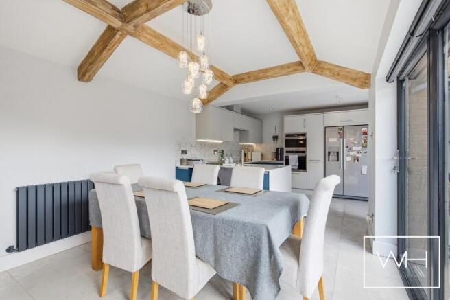 4 bed Detached for sale Image 11