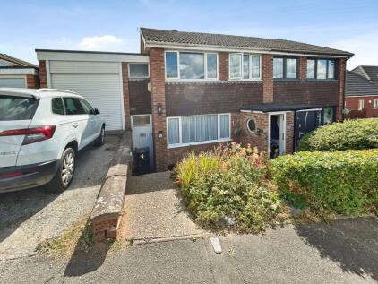 Wheatlands Road, Burton-On-Trent, DE15