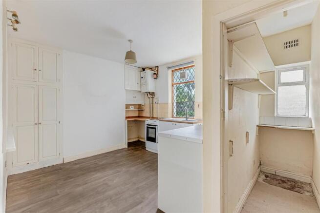 2 bed Terraced for sale Image 4