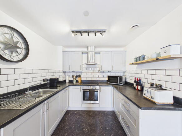 1 bed Apartment for sale Image 4