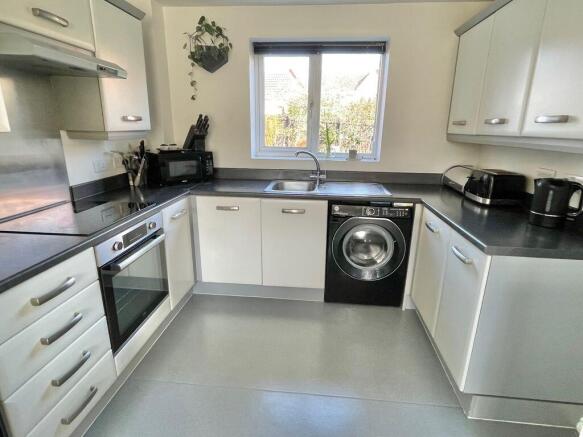 Jackdaw Road, Erdington, Birmingham B23 5AN photo 4
