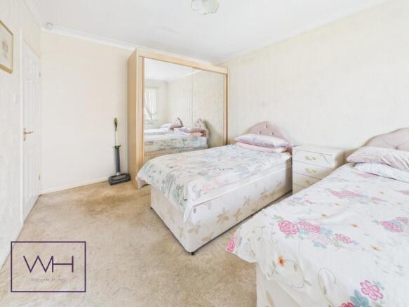 2 bed Bungalow for sale Image 11