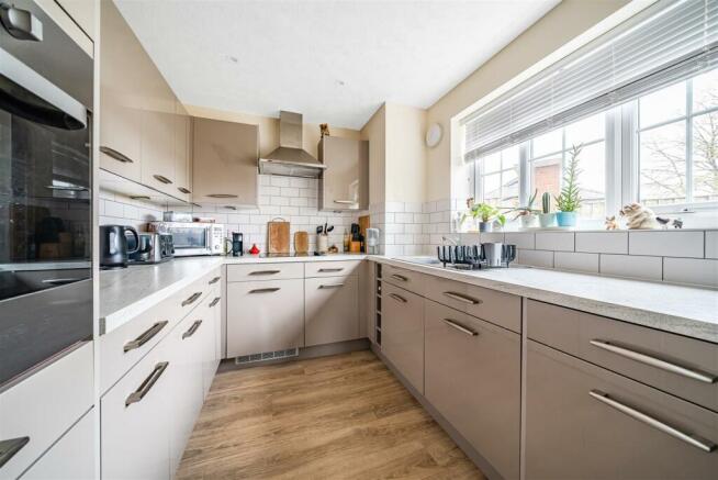 Kitchen.jpg