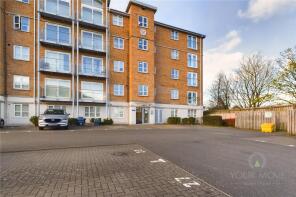 Flat 24, 40, Lion Court, Northampton NN4 8GT