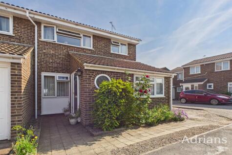 Cornflower Drive, Springfield, Chelmsford CM1 6XY