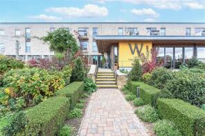 16, The Pavilion, Roundwood Way, Corsham SN13 9GS