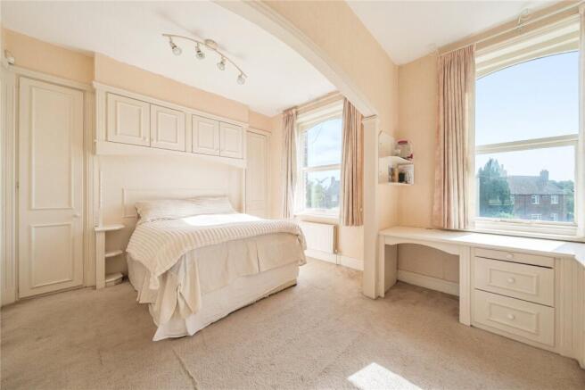 3 bed Terraced for sale Image 8