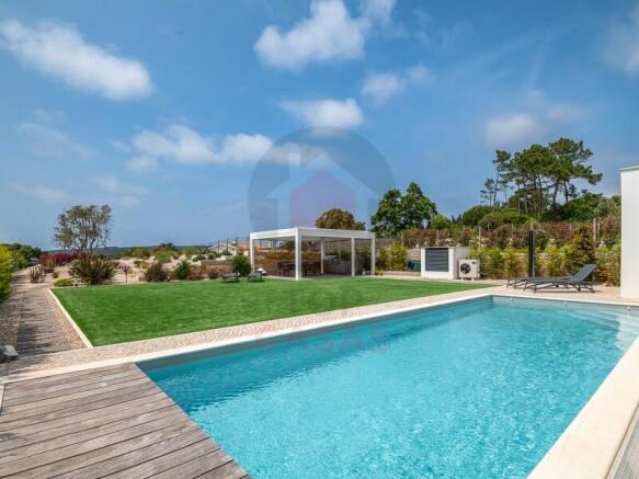 villa in Nadadouro
