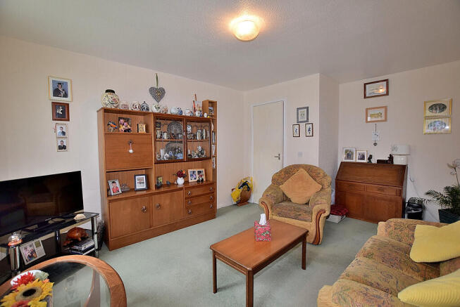 3 bed Terraced for sale Image 4