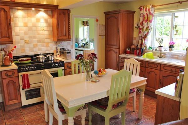 Dining Kitchen