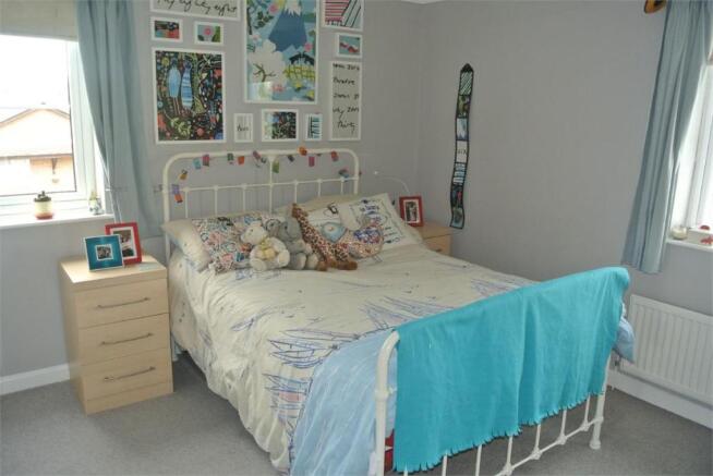 Photo 4