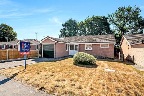 Old Farm Way, Crossways, Dorchester
