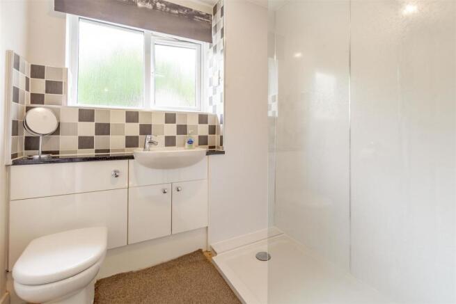 Bedroom 1 Ensuite