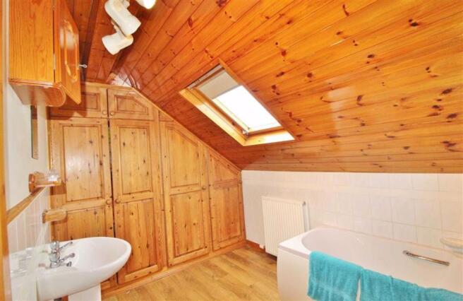 En-Suite Second View