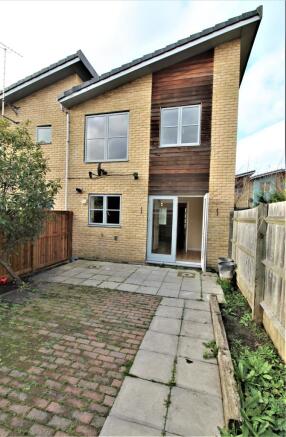 Low Maintenance Rear Garden