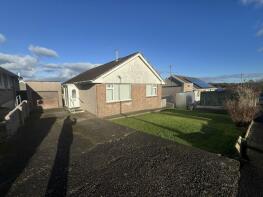 4, Silverstream Drive, Hakin, Milford Haven SA73 3NL