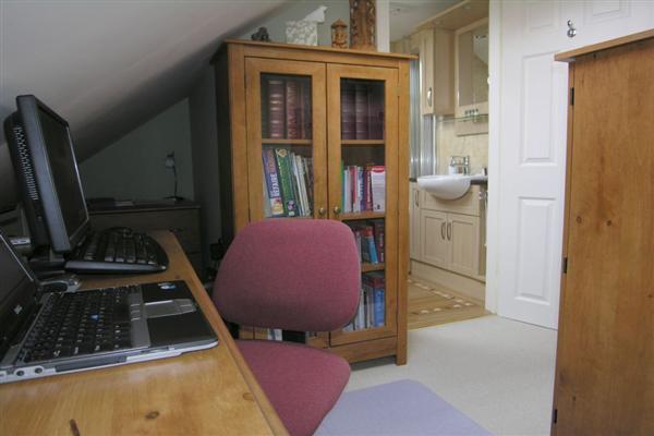 Photo 18