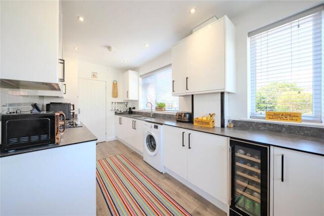 3 bed Semi-Detached for sale Image 12