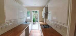 68, Riverside Drive, Mitcham CR4 4BU