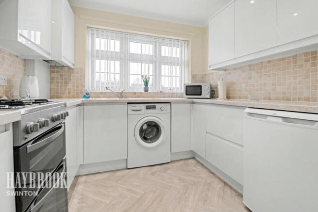 2 bed Detached Bungalow for sale Image 5