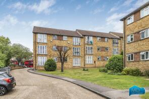 16, Essex Lodge, Colney Hatch Lane, Hornsey, London N10 1QE