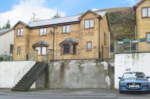 Ty Bryn, Vale View, Bridgend CF32 7DP