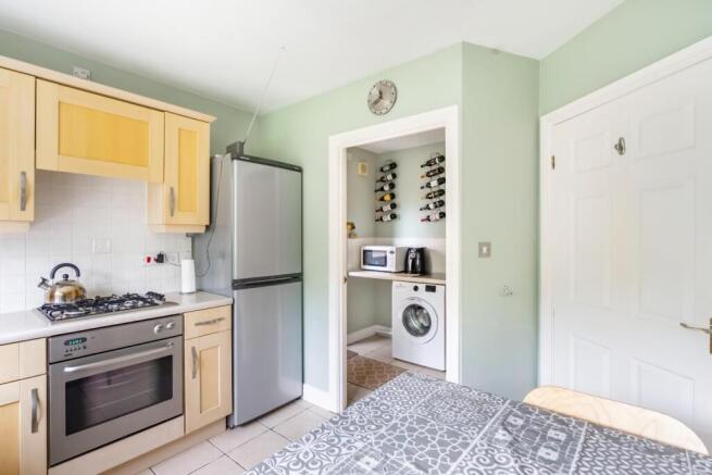 4 bed Detached for sale Image 8