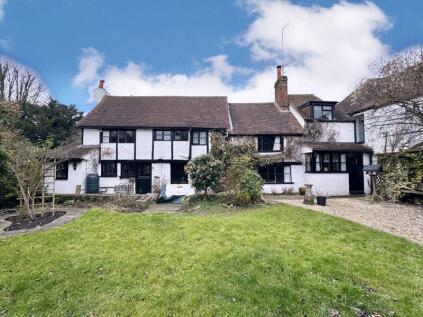 Wooburn Town - Gorgeous Period Property