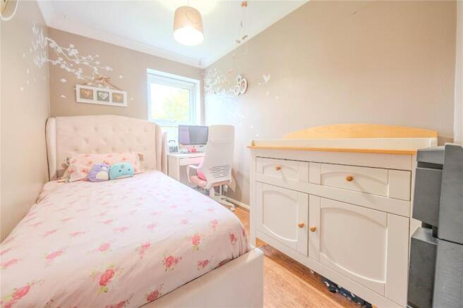 3 bed Town House for sale Image 9